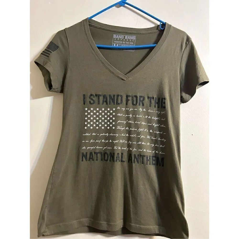 Bang bang apperal I stand for the national anthem tee size meduim